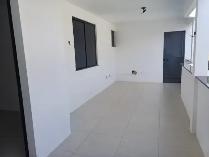 Alugo Apartamento no Jardim Savóia com 2 quartos, 2 banheiros, estacionamento, 82,33 m².