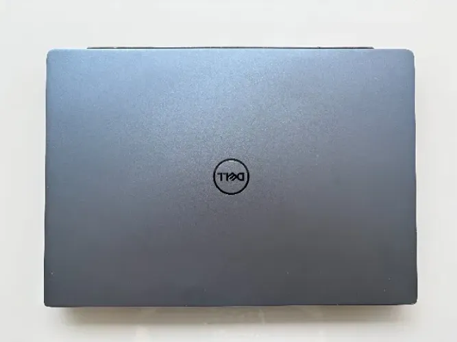 Dell Vostro 5490
