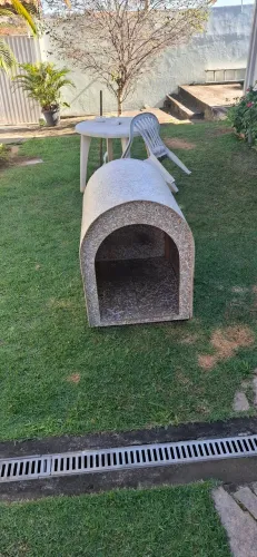 Casinha de cachorro labrador em ótimo estado
