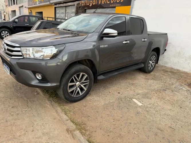 Toyota Hilux CD SRV 4X2 2.7 Flex 16V Aut. 2017