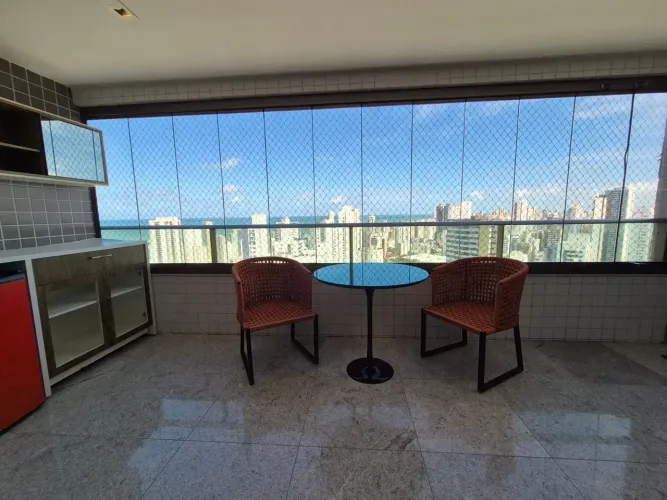 174m² COM 5 SUÍTES, 3 VAGAS E ANDAR ALTO