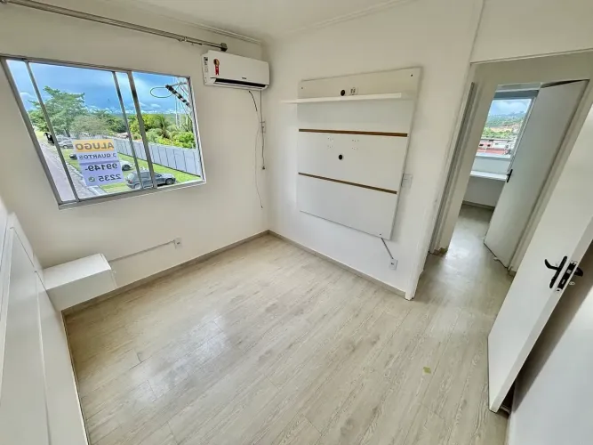 Lindo Apto Condomínio AZALÉIA 2 QUARTOS + 1 CLOSET - Tarumã