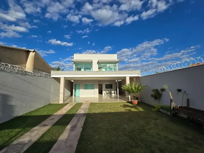 Sobrado Arco Verde - Goiânia - GO