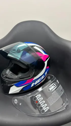Capacete helt 58 em ótimo estado