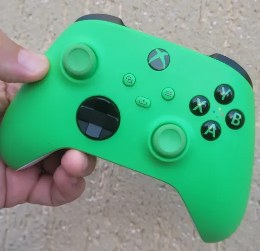 Controle Xbox Series S / X ( Leia a Descrição )
