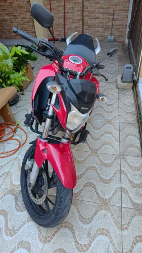Vendo CB TWISTER 250 Ano 2016 em otimo estado de conservaçao