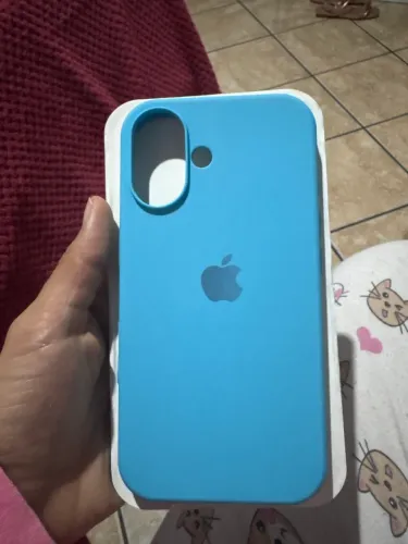 Capa Azul- IPhone 16