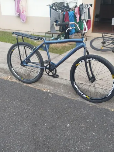 Bicicleta montadinha