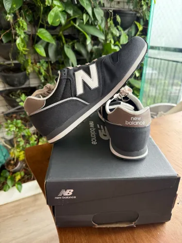 Tênis New Balance 373v2 Masculino Camurça