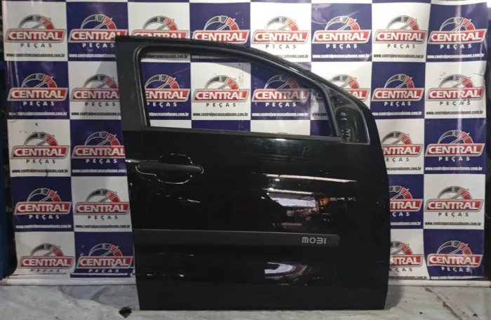 Porta dianteiro Fiat mobi 2020