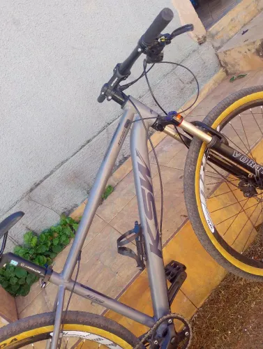 Bicicleta Aro 29 KSW XLT 100 - Semi-Nova (Relação 1x9 Shimano)