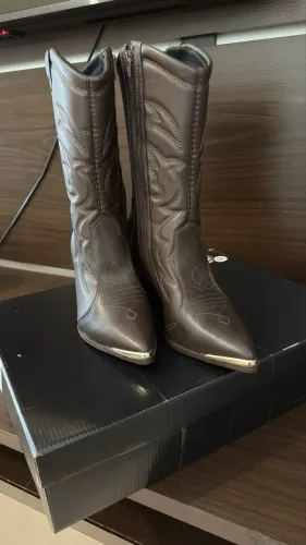 Bota vizzano nova