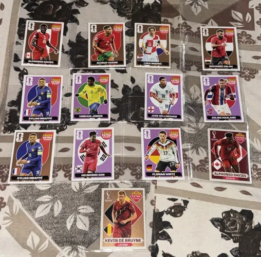 Figurinhas legend 2022 e 2026
