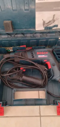 Furadeira Bosch GBH profissional 