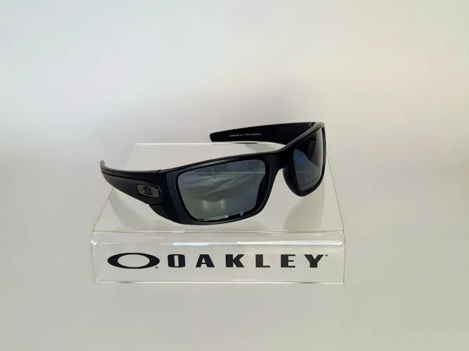 Óculos Oakley Fuel Cell Matte Black // Black Iridium Polarized 