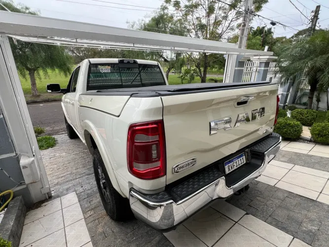 Ram 3500 Limited Longhorn 6.7 TB CD Diesel 2022