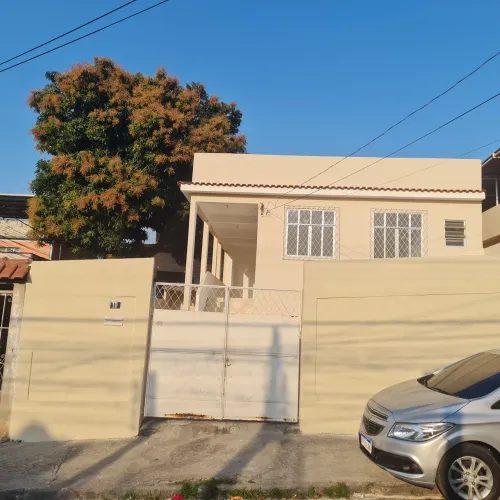 Casa de 2 quartos em Quintino