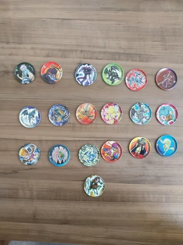 Coleção Tazos Yu-Gi-Oh Metal + Magic anos 2000