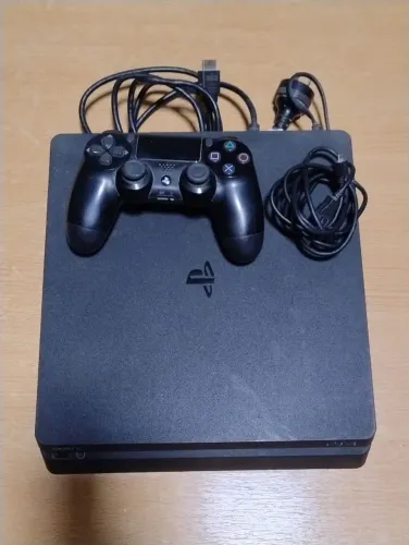 Ps4 slim