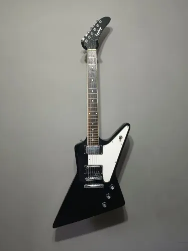 Guitarra Explorer 