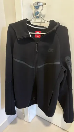 Tech fleece