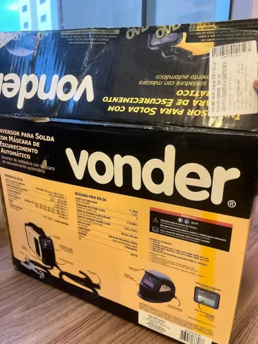 Máquina de solda, inversor a IM125 com c/máscara escurecimento automática Vonder .