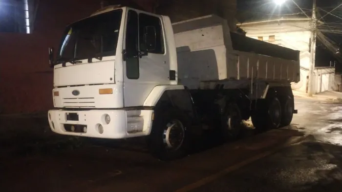 Ford cargo 2422