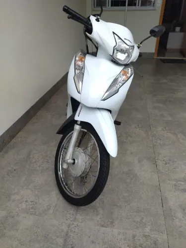 Biz 2019 economica (faz 50km/L)