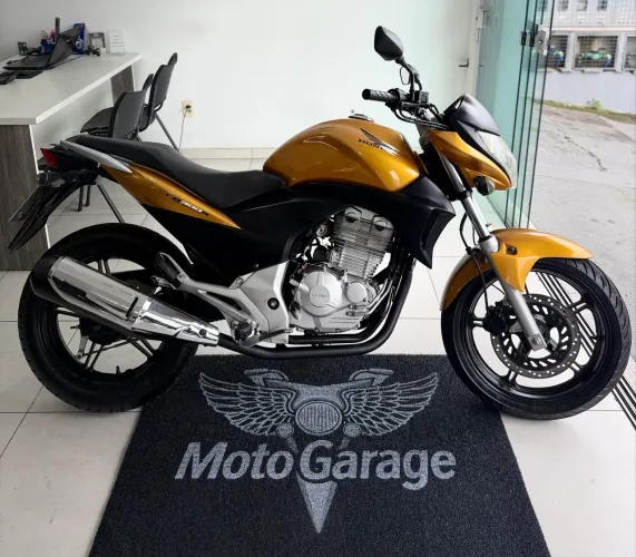 Honda CB 300r - 2010