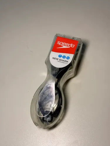 Óculos natação Speedo New Shark