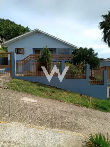 Casa à venda em Morro Reuter