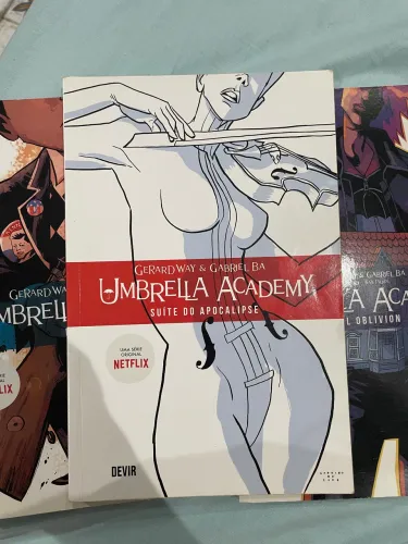 Livro - Umbrella Academy Suíte do Apocalipse 