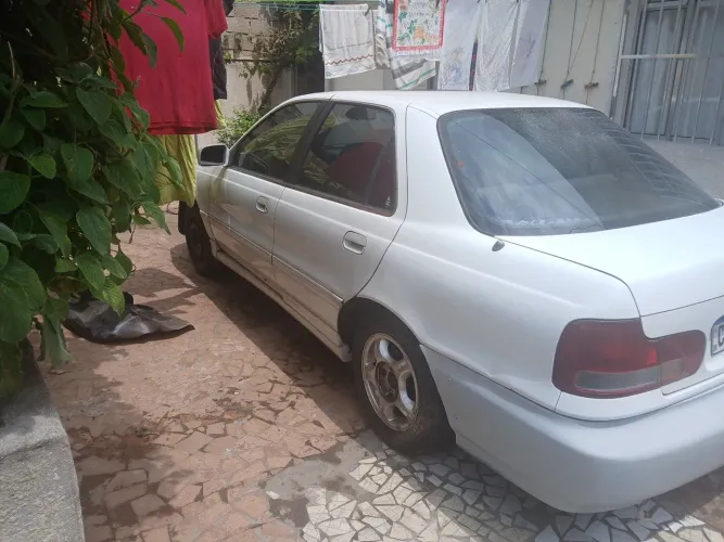 Hyundai Elantra GLS 1.6 1995