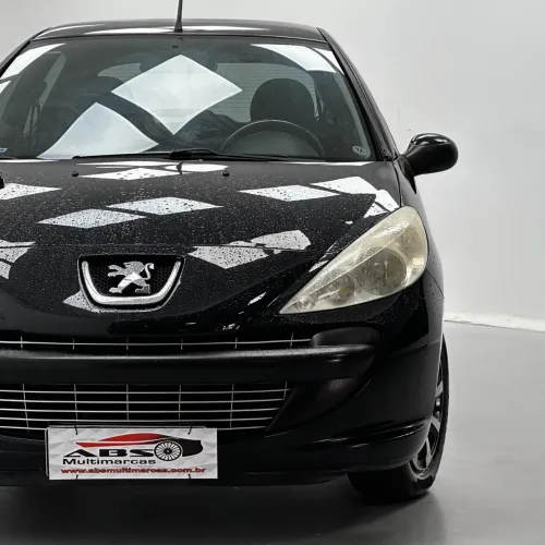 Peugeot 207 XR 1.4 Flex 8V 3P 2011
