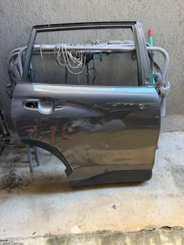 Porta traseira direita Corolla Cross