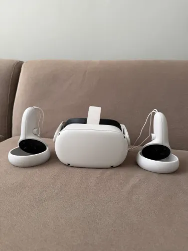 VR Meta Quest 2 - 256GB - (Com Carregador Original) - Excelente Escolha
