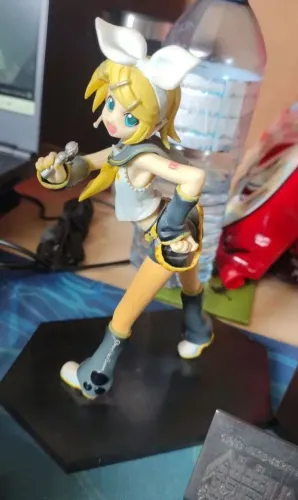 Figure Kagamine Rin