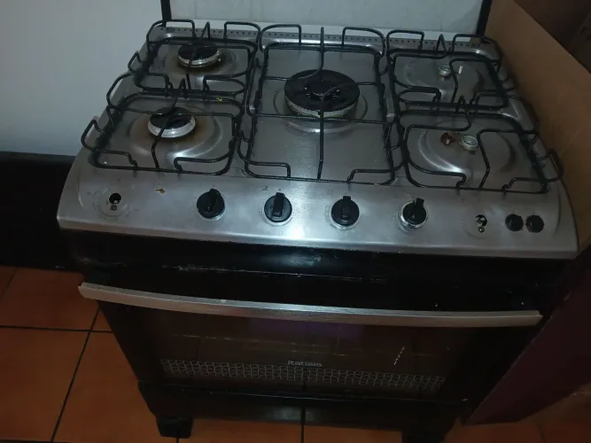 Vendo fogão e micro-ondas 