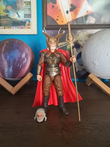 Odin Marvel Legends