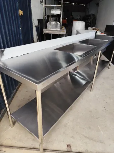Pia inox 2 bojos reforçada 2,80×0,60×0,90 tampo 20# 