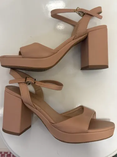 Sandália Nude Constance 35