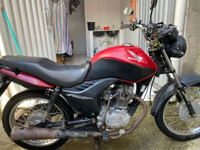 Honda CG 125 FAN KS ATRASADA
