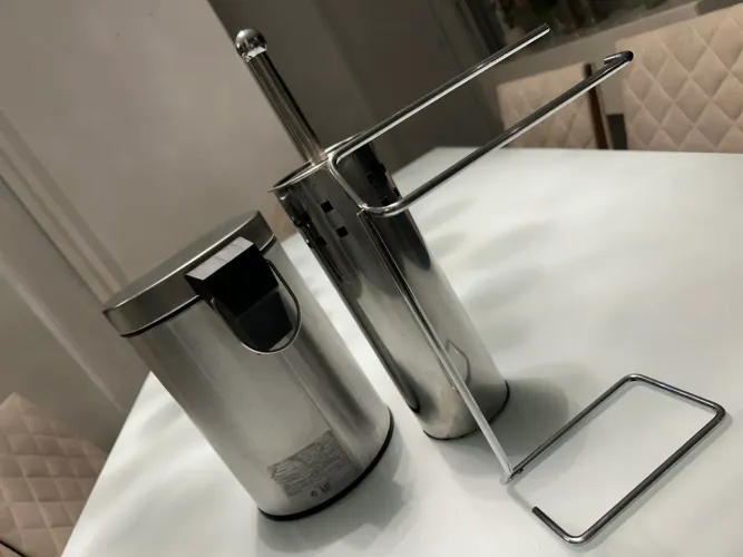 Kit Lixeira com pedal 17x26cm Escova Sanitária Porta toalha de lavabo todos Aço inox