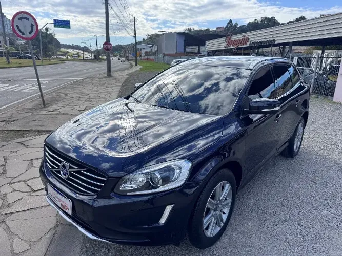 Volvo XC 60 T-5 Kinetic 2.0 245cv FWD 5P 2017