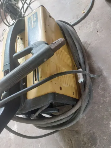 Máquina vendo com urgência