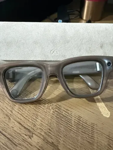 Óculos Ray-Ban Meta Display Marrom Transitions + Neural Band (usado)