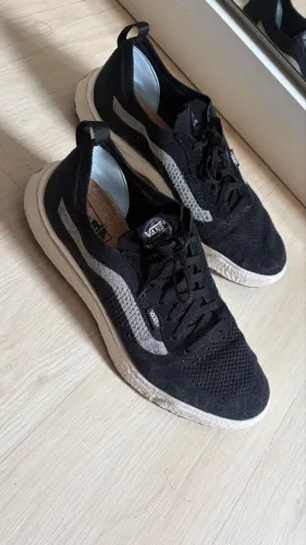 TÊNIS ULTRARANGE VR3 TAM 44 BLACK MARSHMALLOW