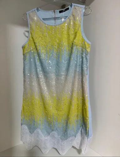 Vestido com Lantejoulas