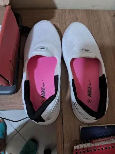 Tênis feminino