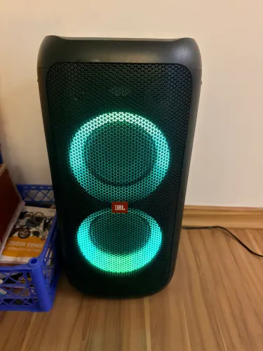 JBL Party box 100